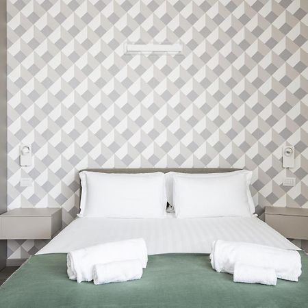 Апартаменты Easylife - Oasi Di Relax In Duomo Милан Экстерьер фото